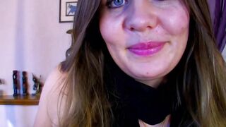 Amateur casting with a dark haired bimbo with tiny breasts