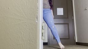 Gentle BBW Giantess Makes Tiny Man Her Sex Toy