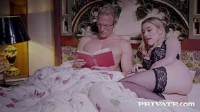 Newton gets inspired by Alice Wayne's big natural breasts!