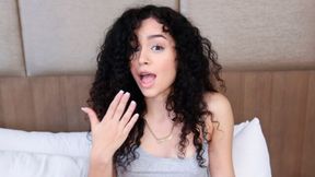 Small-tit babe Thalia Diaz screwed in the missionary pose