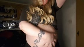 Fat Feedee Girl Enjoying My Growing Body! Striptease and Bare Body Tour