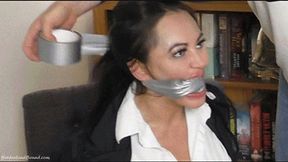 Vickie in: She Visited Her Nightmare House & Now She’s a Struggling Captive of the 'SnapMaster' Who Just Can't Get Loose! (Extras Cut) (HD)