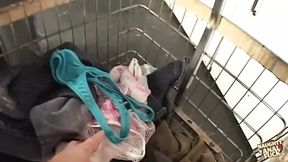 Seductive Latina Enjoyed Hot Load of Cum from a Stranger at the Laundromat