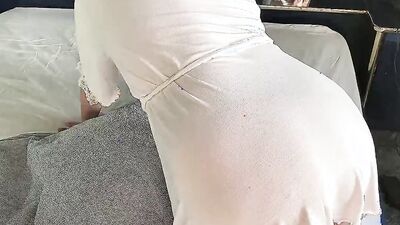 STEPMOM A HUGE anal orifice PULSES AND ZIYES. Tunnel Plug WITH HOLE SHOWS ANAL OUT OF THE BODY.