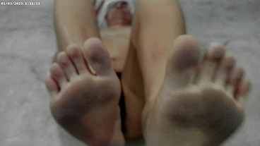 White Haired Hawaiian foot fetish show