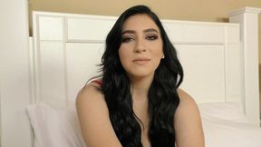 curvy body seduce her stepdad