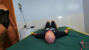 Face sitting, by Olivia Mattos and Slave, (cam by Manu) FULL HD