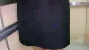 电梯狂喜：三女主导激情时刻