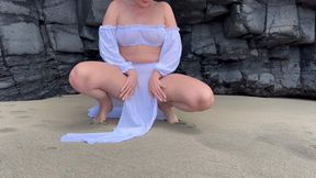 Compilation Girl pee public