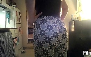 Girl farting