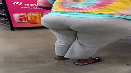 Big booty big ass walmart booty candid ass pt.1