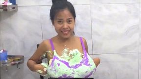 Looner Camylle Stuffs Her Purple Bra And Panties With Lots Of Sticky Messy Cake