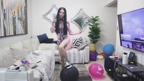Owllete blows up balloons in various ways