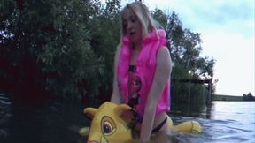 Alla rides an inflatable lion and fucks him hotly and wears an inflatable vest cold heart!!!