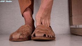 Goblin Goddess dirty flat shoeplay - MOV