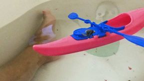 Giantess Buys Canoe for her Tinies 4k