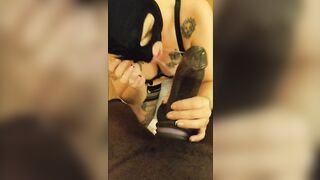 Je baise la gorge de cette chienne