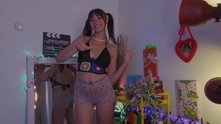 Transparent try on haul