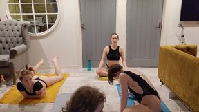 so good to finally be in the same space as becci beyond, faeriewillow and scarlotrose ! had a lovely group exercise and hand ...