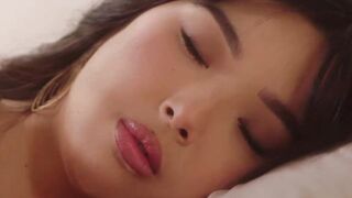 VIXEN Good Goddess slim Elle has earth shattering orgasm
