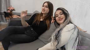 NICOLE and SARAH - You need to entertain us, old bitch (HD)
