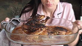 Chicken Hungry Queen (19201080 HD) MOV