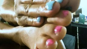 Teenie helps Giantess Rub Oil on her Beautiful Soles and Legs 4K smaller