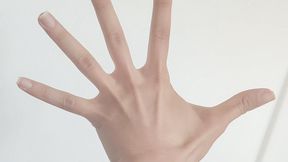 Pianist's hands
