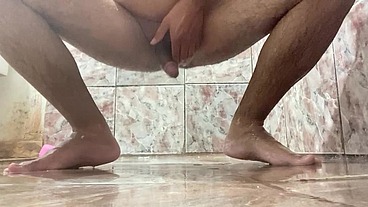 Pés lindo e rola grande
