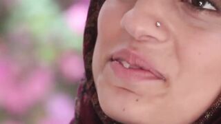 Thick Arab babe Nadia Ali slobbers all over Jovan Jordan BBC before riding it