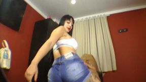 Hot brunette facesitting and dancing to funk music with a Brazilian rhythm Part 3 By Adriana and Daniel Santiago Cam By Aime Full HD