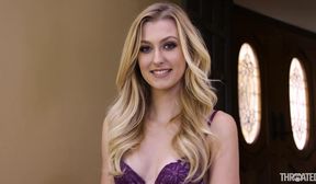 This Blonde bitch gives Good Head