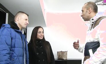 Sexy Babe Takes on Two Cocks