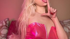 Smoking Hot Bimbo Cleans Her Dildo With Her Spit For You