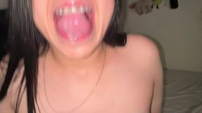 picking up cute girl. we went to eat and then he ended up paying for everything with a good fuck