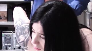 Chubby goth Amilia Onyx has 18yo perp pussy dicked hardcore
