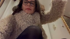 Behind The Scenes - Fur and pantyhose (2022) (MP4)