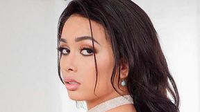 Sweet ebony in high heels Aaliyah Hadid fucked by a big boner