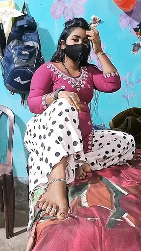 Desi bhabhi&#039;s colorful chudai