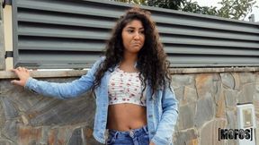 Squeaky Venus Afrodita's long hair porn
