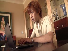 Japanese Man Travels the Usa Surprising Locals with His Big Dick
