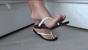 Sexy DANGLING in FLIPFLOPs 2b