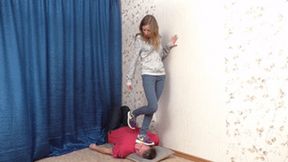 Guy's head is pressed by the shoes of fragile girl, vf1062x 1080p