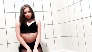 Stepsister gives Blowjob Cock Mus