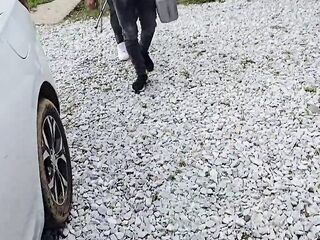 LEO WILD AND LIL TIMMY CONVINCE STRANGER TO SCREW HER DURING THE TIME THAT REPAIRING HER CAR