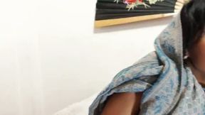 Ebony Plays with Her Pussy