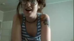 Daphne Mae Private Show
