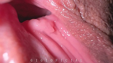 I asked photographer to film my smelling butthole and pussy close up but he was unhappy