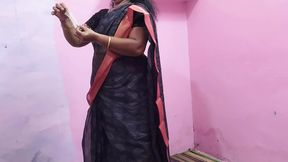 A beautiful tamil aunty found my discarded condom and had hot sex with her.
