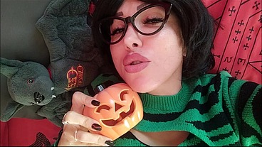 enjoy my halloween style and....my boobs